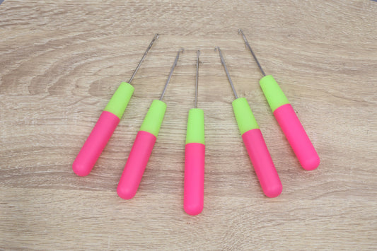 Interlock Hook for Locs – Precision Tool for Retightening Roots