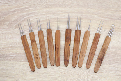 Crochet Hook for Locs – Instant Locs & Repairs Made Easy